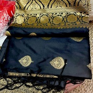 Silk Karan with zari border